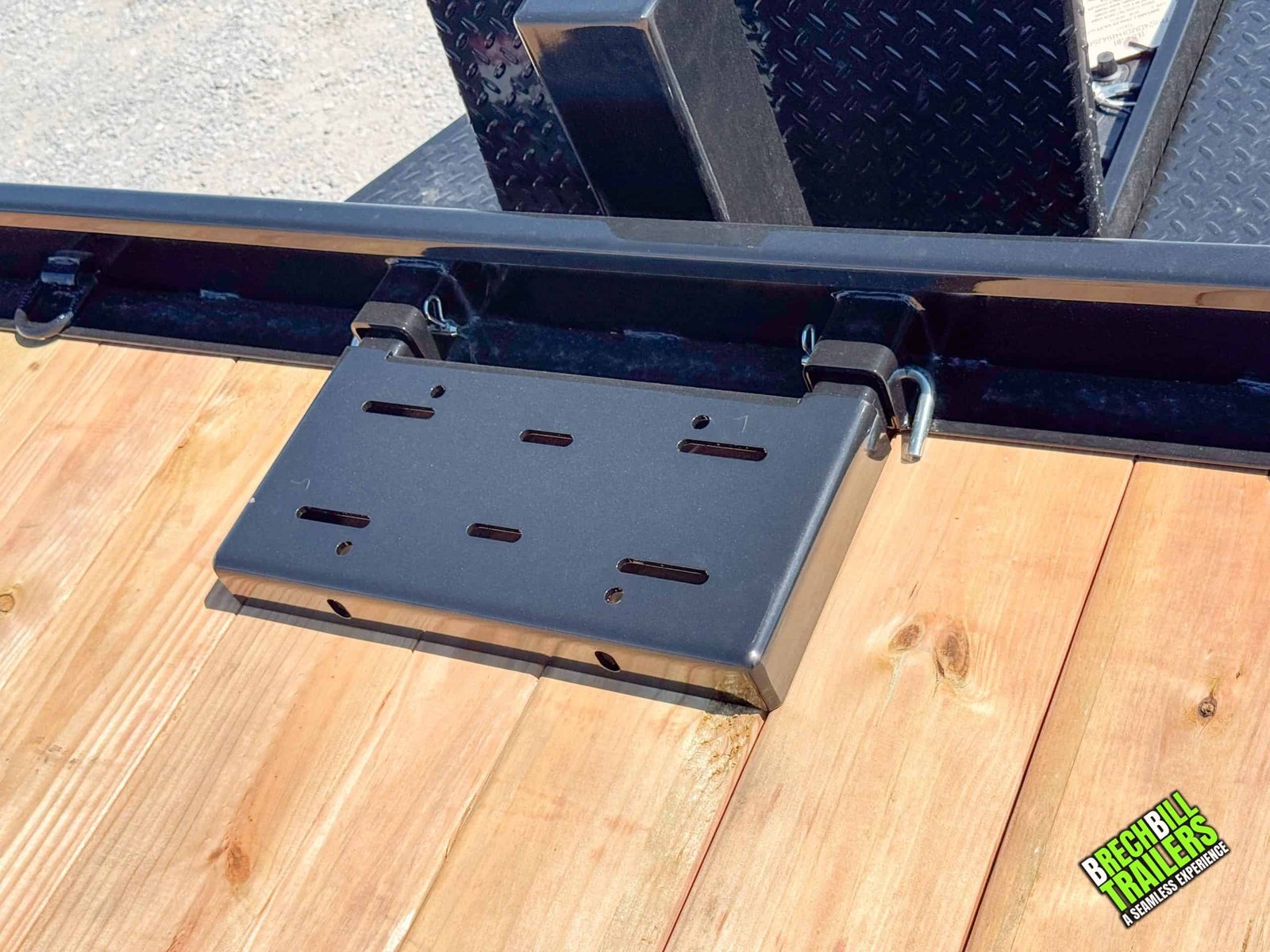 Bwise Hydraulic Tilt-Deck Trailer 8.5×24 (THD24-17)