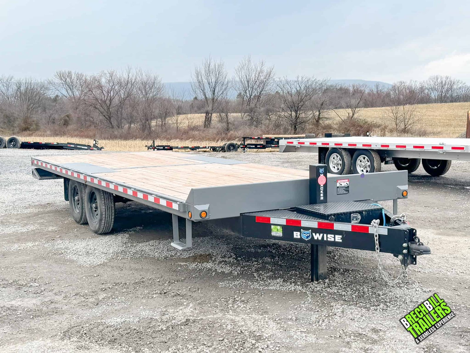 USED – Bwise Hydraulic 15.4K Tilt-Deck Trailer 8.5×22 (THD22-15)