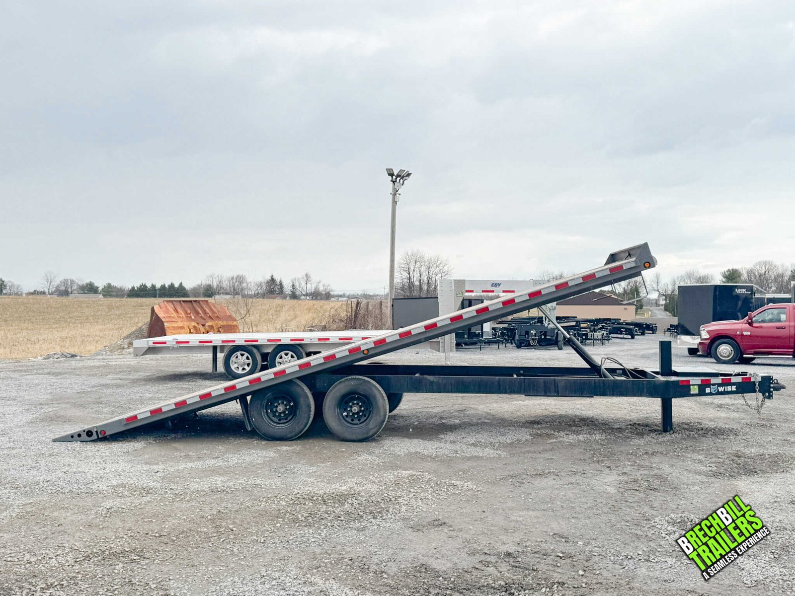 USED – Bwise Hydraulic 15.4K Tilt-Deck Trailer 8.5×22 (THD22-15)